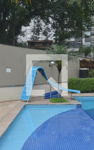 Apartamento à venda com 85m², 2 quartos e 2 vagasÁrea comum - Piscina