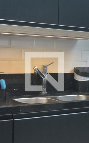 Apartamento à venda com 85m², 2 quartos e 2 vagasCozinha