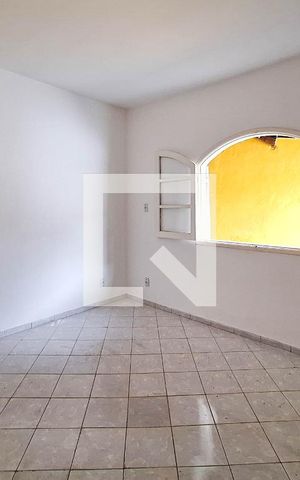 Casa à venda com 64m², 2 quartos e 4 vagas Casa à venda com 64m², 2 quartos e 4 vagasSuíte