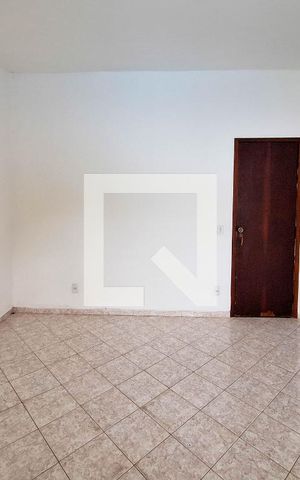 Casa à venda com 64m², 2 quartos e 4 vagas Casa à venda com 64m², 2 quartos e 4 vagasQuarto