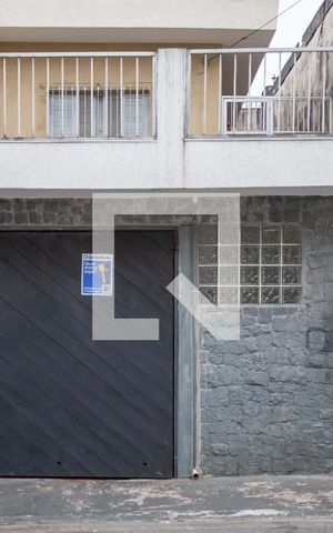 Casa à venda com 138m², 3 quartos e 2 vagasFachada