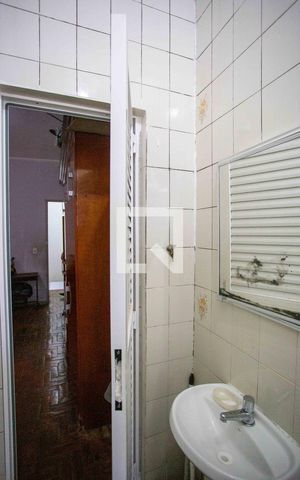 Casa à venda com 138m², 3 quartos e 2 vagasBanheiro da Suíte