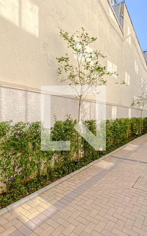 Apartamento à venda com 32m², 2 quartos e sem vagaÁrea comum