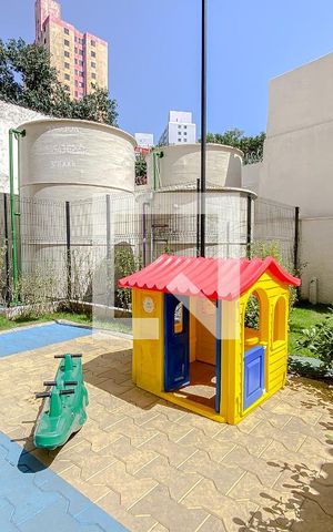 Apartamento à venda com 32m², 2 quartos e sem vagaÁrea comum - Playground