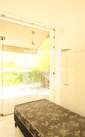 Casa à venda com 300m², 6 quartos e 2 vagasQuarto 3