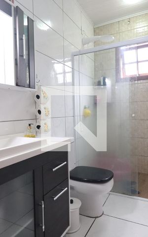 Casa à venda com 219m², 2 quartos e 1 vagabanheiro 2