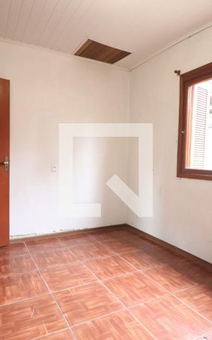 Casa à venda com 219m², 2 quartos e 1 vagaCasa da Frente - Quarto 1