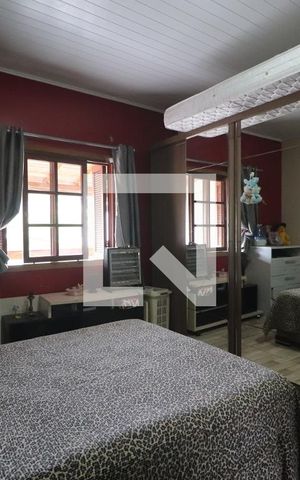 Casa à venda com 219m², 2 quartos e 1 vagaCasa dos Fundos - Quarto 1