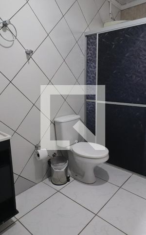 Casa à venda com 219m², 2 quartos e 1 vagabanheiro 1
