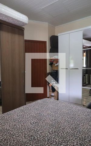 Casa à venda com 219m², 2 quartos e 1 vagaCasa dos Fundos - Quarto 1