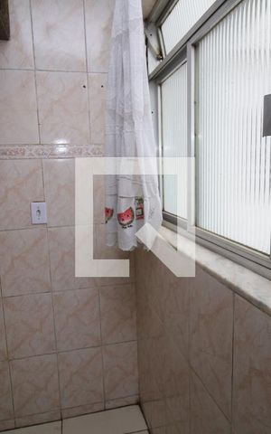 Apartamento à venda com 80m², 2 quartos e 1 vagaÁrea de Serviço