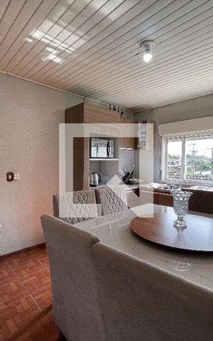 Casa à venda com 300m², 4 quartos e 2 vagas Casa à venda com 300m², 4 quartos e 2 vagasCozinha