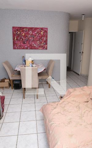 Apartamento à venda com 75m², 3 quartos e sem vagaSala
