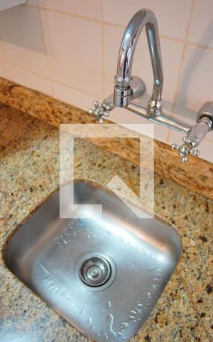 Apartamento para alugar com 54m², 1 quarto e 1 vagaCozinha - Torneira