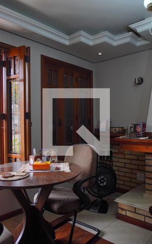 Casa para alugar com 310m², 4 quartos e 3 vagasEscritório