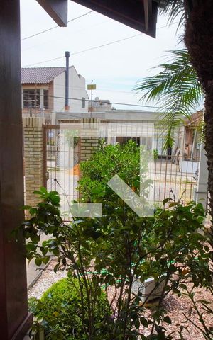Casa para alugar com 310m², 4 quartos e 3 vagasEscritório - Vista