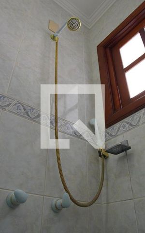 Casa para alugar com 310m², 4 quartos e 3 vagasBanheiro da Suíte 2 - Segundo Andar