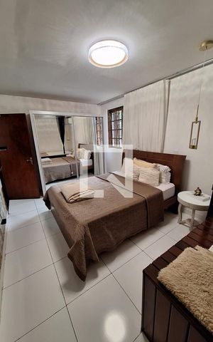 Casa à venda com 250m², 5 quartos e 5 vagasQuarto