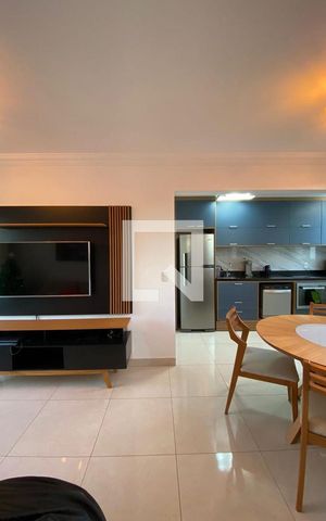 Apartamento à venda com 72m², 2 quartos e 1 vaga Apartamento à venda com 72m², 2 quartos e 1 vagaSala de Jantar