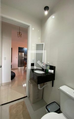 Apartamento à venda com 72m², 2 quartos e 1 vaga Apartamento à venda com 72m², 2 quartos e 1 vagaBanheiro Corredor
