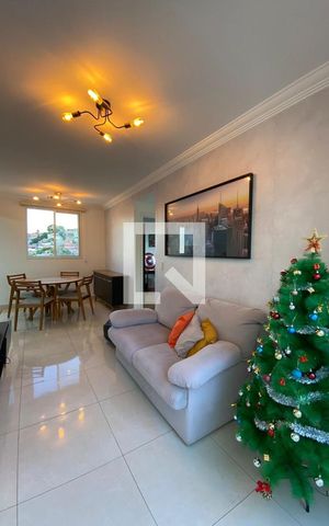 Apartamento à venda com 72m², 2 quartos e 1 vaga Apartamento à venda com 72m², 2 quartos e 1 vagaSala
