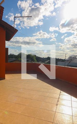 Casa à venda com 149m², 3 quartos e 2 vagas Casa à venda com 149m², 3 quartos e 2 vagasTerraço
