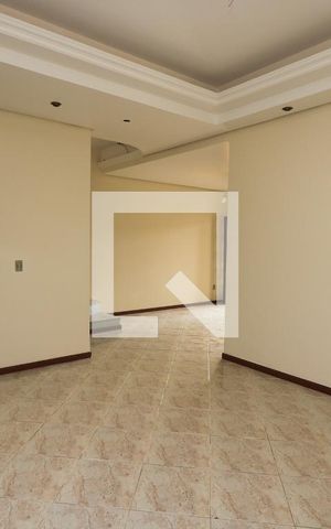 Casa à venda com 149m², 3 quartos e 2 vagas Casa à venda com 149m², 3 quartos e 2 vagasSala