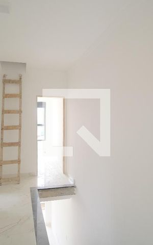 Casa à venda com 160m², 3 quartos e 3 vagasCorredor