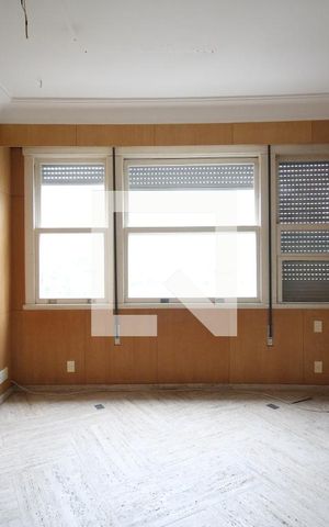 Apartamento à venda com 176m², 3 quartos e 1 vaga Apartamento à venda com 176m², 3 quartos e 1 vagaDetalhe do escritório