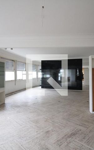 Apartamento à venda com 176m², 3 quartos e 1 vaga Apartamento à venda com 176m², 3 quartos e 1 vagaSala