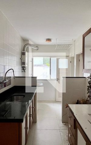 Apartamento à venda com 63m², 2 quartos e 1 vaga Apartamento à venda com 63m², 2 quartos e 1 vagaCozinha