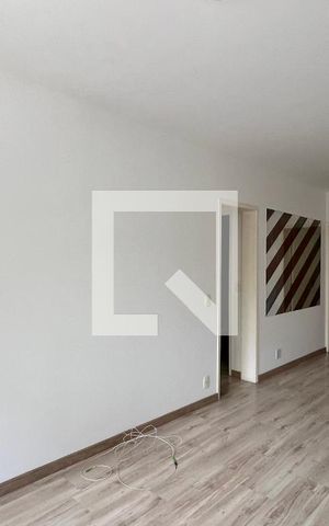 Apartamento à venda com 63m², 2 quartos e 1 vaga Apartamento à venda com 63m², 2 quartos e 1 vagaSala