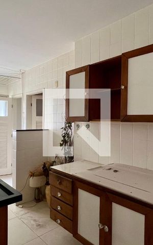 Apartamento à venda com 63m², 2 quartos e 1 vaga Apartamento à venda com 63m², 2 quartos e 1 vagaCozinha