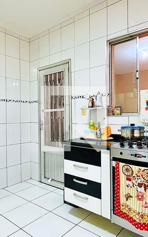 Casa à venda com 180m², 2 quartos e 1 vaga Casa à venda com 180m², 2 quartos e 1 vagaCozinha - Casa 2