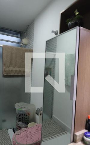 Casa à venda com 156m², 3 quartos e 2 vagas Casa à venda com 156m², 3 quartos e 2 vagasBanheiro