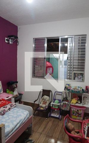Casa à venda com 156m², 3 quartos e 2 vagas Casa à venda com 156m², 3 quartos e 2 vagasQuarto 2