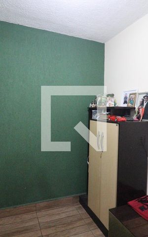 Casa à venda com 156m², 3 quartos e 2 vagas Casa à venda com 156m², 3 quartos e 2 vagasSala