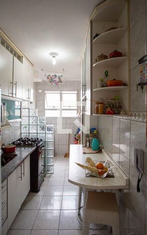 Apartamento para alugar com 64m², 2 quartos e 1 vagaCozinha