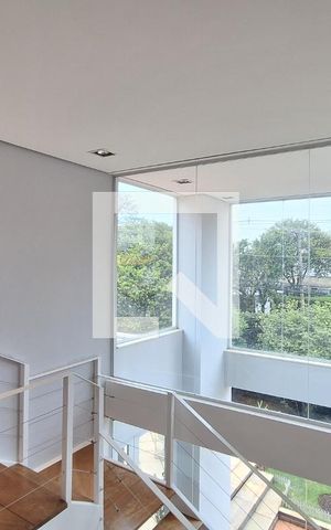Apartamento à venda com 750m², 4 quartos e 10 vagas Apartamento à venda com 750m², 4 quartos e 10 vagasDetalhe
