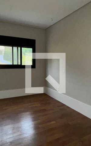 Casa de condomínio à venda com 556m², 4 quartos e 3 vagasSuíte 3