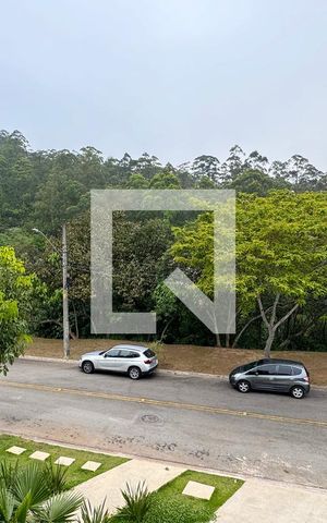 Casa de condomínio à venda com 556m², 4 quartos e 3 vagasvista da Suíte 2
