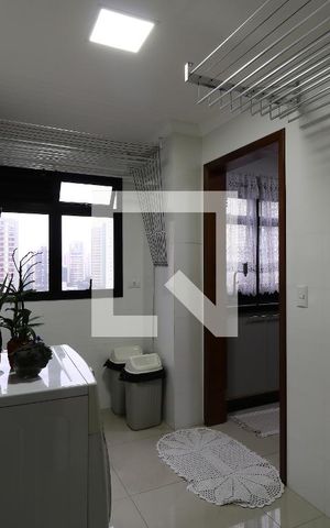 Apartamento à venda com 139m², 4 quartos e 2 vagasÁrea de Serviço
