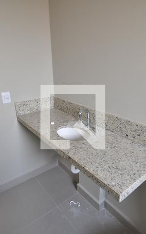 Casa de condomínio à venda com 85m², 2 quartos e 2 vagasBanheiro 1
