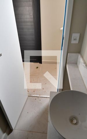 Casa de condomínio à venda com 85m², 2 quartos e 2 vagasLavabo