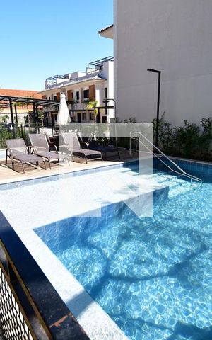 Casa de condomínio à venda com 85m², 2 quartos e 2 vagasÁrea comum - Piscina