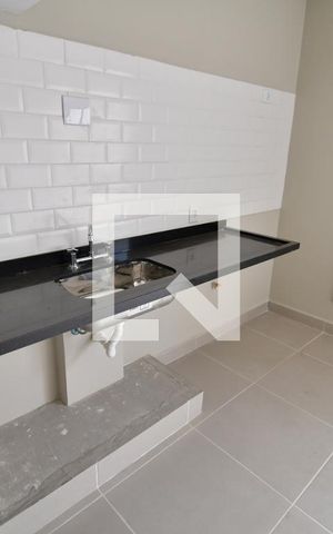 Casa de condomínio à venda com 85m², 2 quartos e 2 vagasCozinha