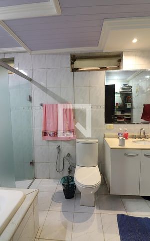 Apartamento à venda com 140m², 2 quartos e 1 vagaQuarto 1 - Suíte Banheiro 