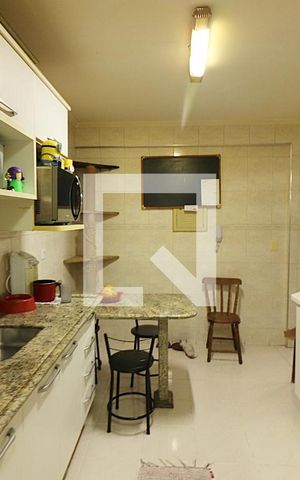 Apartamento à venda com 140m², 2 quartos e 1 vagaCozinha 