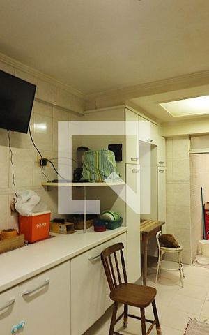 Apartamento à venda com 140m², 2 quartos e 1 vagaCozinha 
