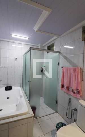Apartamento à venda com 140m², 2 quartos e 1 vagaQuarto 1 - Suíte Banheiro 